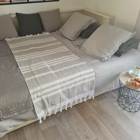 アパート Mediterranee 150m De La *