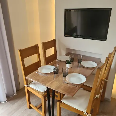 아파트 Mediterranee 150m De La 카네트